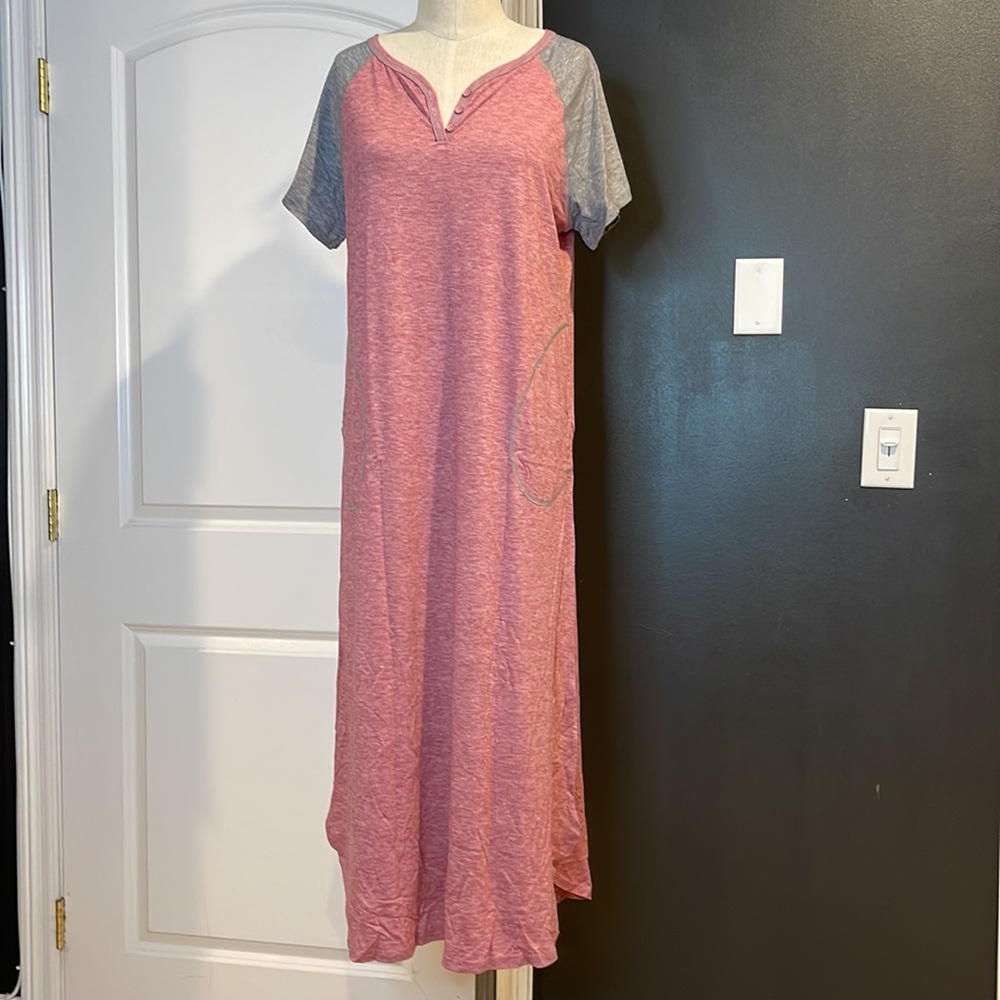 Grey and pink v neck night dress 📦 (XL -58) - Picture 8 of 15